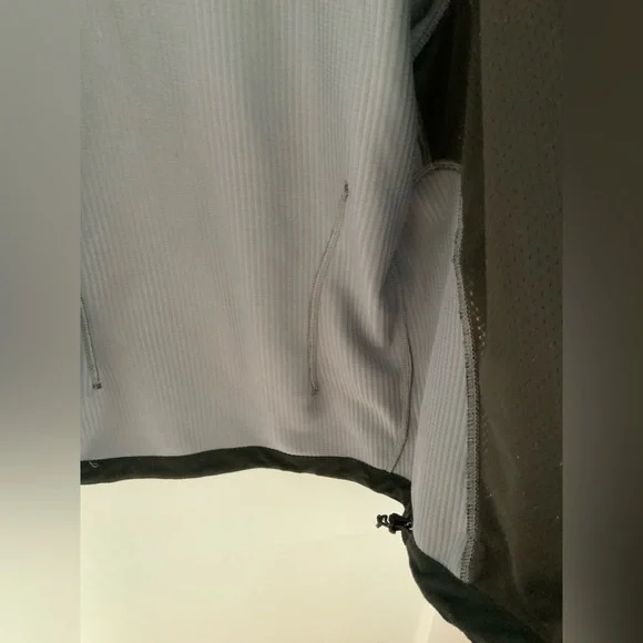 North Face Black Windwall Soft Jacket - Picture 8 of 12